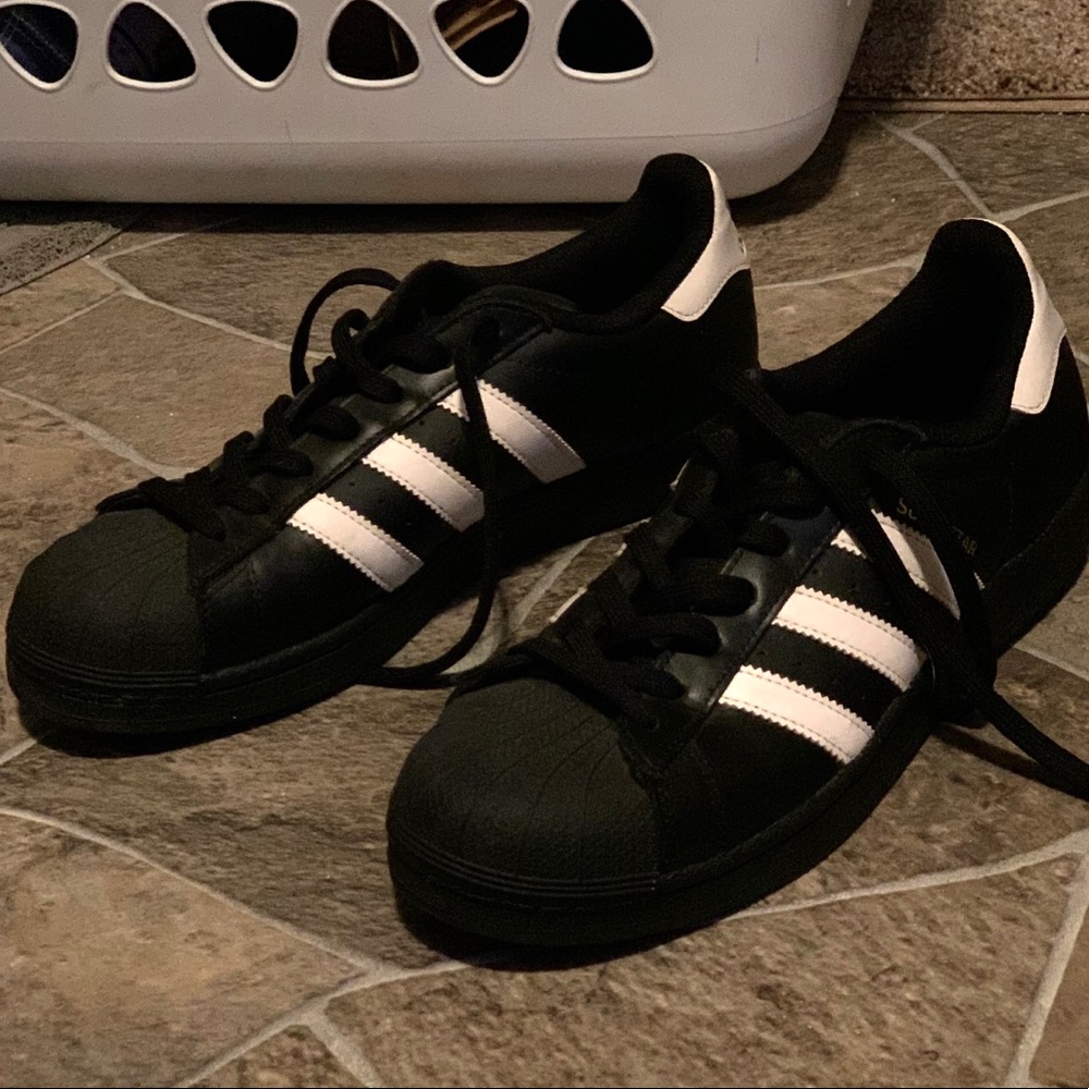 Black with white stripes adidas size 8 1/2